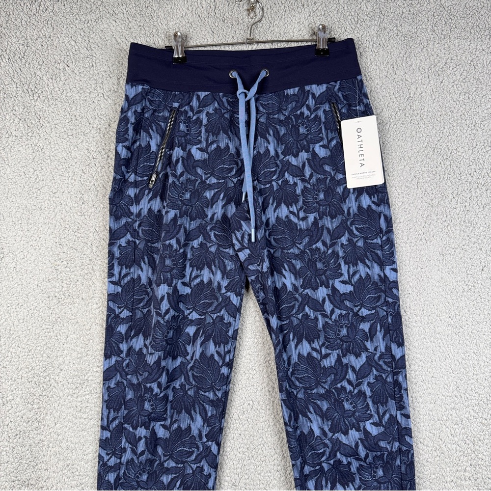 Athleta Pants Womens Size 6T Blue Floral Trekkie North Jogger Textured Ankle NWT - Picture 2 of 16